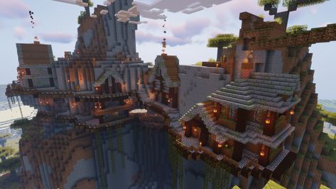 Minecraft Building Ideas Mountain Side, Minecraft Survival Village Ideas, Mountain Side Village Minecraft, Mountain Side Village, Side Of Mountain House Minecraft, Mountain Side House Minecraft, Minecraft House In Mountain, Minecraft Mountain House Ideas, Minecraft Mountain Base