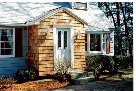 Mudroom Addition Exterior, Mud Room Addition, Addition Exterior, Mudroom Addition, Front Porch Addition, Ranch House Remodel, Nautical Interior, House Addition, Bump Out