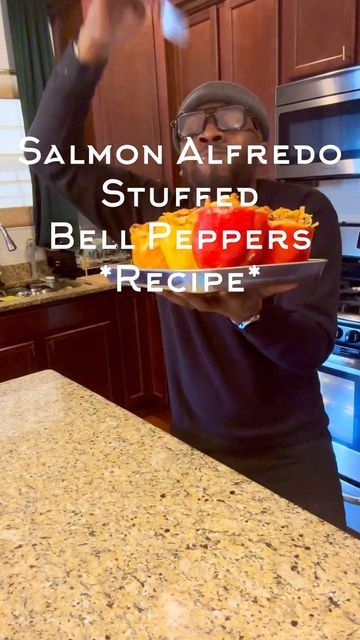 Salmon Stuffed Bell Peppers, Salmon Stuffed Peppers, Salmon Alfredo, Baked Crab Cakes, Seafood Alfredo, Stuffed Bell Pepper, Baked Crab, Bell Pepper Recipes, Salmon And Rice