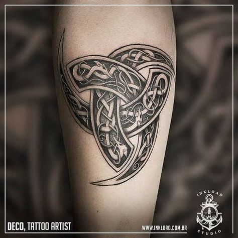 Odin Tattoo, Bull Skull Tattoos, Cool Tattoos For Girls, Pagan Tattoo, Viking Tattoo Sleeve, Quote Tattoos Girls, Skull Girl Tattoo, Simple Tattoos For Guys, Irish Tattoos