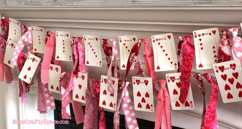 Vintage Inspired Valentine Decor, Playing Card Garland, Diy Paper Valentines Decorations, Easy Valentine Decorations Diy, Galentines Party Banner, Upcycle Playing Cards, Homemade Valentines Decor, Valentines Day Garland Diy, Moody Valentines Day Decor