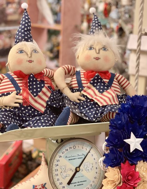 Let the scales of justice hold these patriotic dolls. Freedom Fred and Fran are designed by Joe Spencer Patriotic Doll, Joe Spencer, Folk Art Decor, Scales Of Justice, Bethany Lowe, Patriotic Decor, Primitives By Kathy, The Fourth Of July, Patriotic Holidays