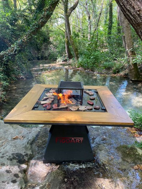 Turn your garden into a festival area with this barbecue. It is a perfect combination where you can cook your meat and eat your meat on the table at the same time with large groups of friends. If you want, you can cook your other foods on the grill area in the middle while you cook your meat. Cooking area 70 X 70 cm, dining area 120 X15 cm. Height 70 cm. Home Bbq, Meat Cooking, Grill Area, Barbeque Grill, On The Grill, Cooking Area, The Grill, Decor Home, Outdoor Table