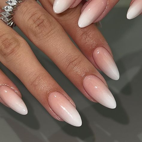 Posted by Zoe Scott: Let's dive into a topic that's been stealing the limelight recently—White Almond Nails. No, it's not just the almond shape that has us swooning; it's ... White Almond Nail Designs, Ombre Almond Nails, Honeymoon Nails, Almond Nail Designs, White Almond Nails, Bridesmaids Nails, Unghie Sfumate, Baddie Nails, Ombre Acrylic Nails