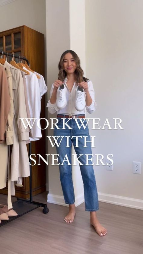 Workwear With Sneakers, Styling Sneakers, Casual Friday Work Outfits, Smart Casual Jeans, Outfits With Sneakers, Jeans And Sneakers Outfit, Friday Outfit For Work, Sneakers Outfit Work, Smart Casual Work Outfit Women