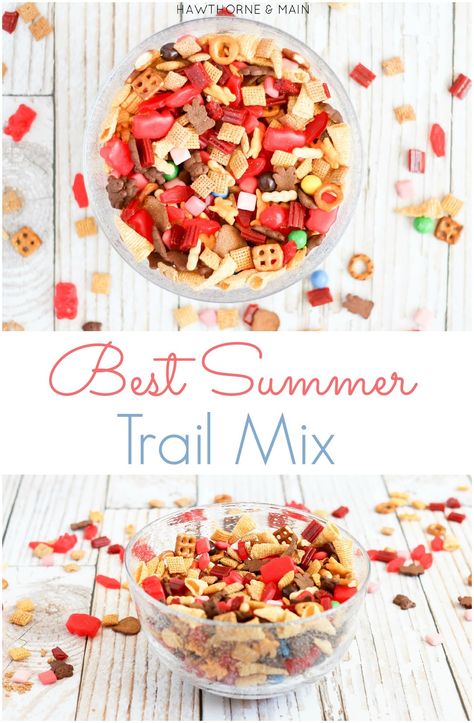 Beach Trail Mix Recipes, Beach Snack Mix Recipes, Summer Snack Mix Recipes, Easter Snack Mix For Kids, Summer Chex Mix Recipes, Candy Trail Mix Recipe, Summer Snack Mix Ideas, Snack Mixes For Kids, Summer Break Ideas