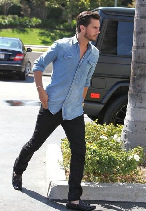 Style Watch: Scott Disick’s Perfect Off-Duty Wardrobe Scott Disick Style, Boho Men, Scott Disick, Plaid Shirts, Fashion Lookbook, Mens Fashion Trends, About Fashion, Accessories For Men, Mens Street Style