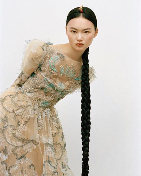 Plaited Hair, Editorial Hair, Shooting Photo, Hair Reference, Vogue Korea, Wedding Watch, Asian Style, Fashion Photoshoot, Fashion Shoot