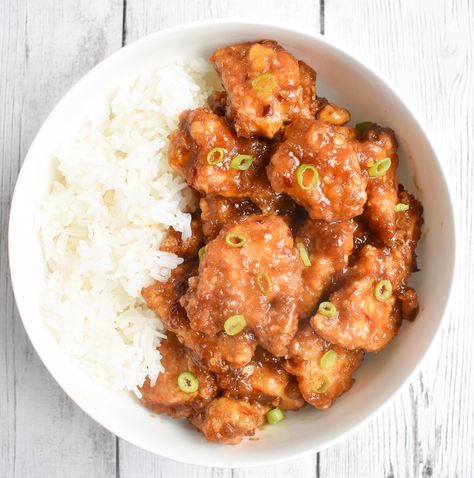 Low-FODMAP 'Copycat' Panda Express Orange Chicken Recipe; Gluten-free, Dairy-free | Rachel Pauls Food Low Fodmap Chinese Recipes, Copycat Panda Express Orange Chicken, Panda Express Orange Chicken Recipe, Copycat Panda Express, Orange Panda, Panda Express Orange Chicken, Baked Orange Chicken, Fodmap Chicken, Fodmap Recipes Dinner