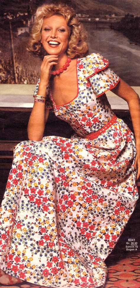 1974 Fashion 1974 Fashion, 70s Floral Dress, Burda Magazine, Disco Look, 70 Outfits, 1970's Fashion, Fashion 1970s, Fashion 70s, 60s And 70s Fashion