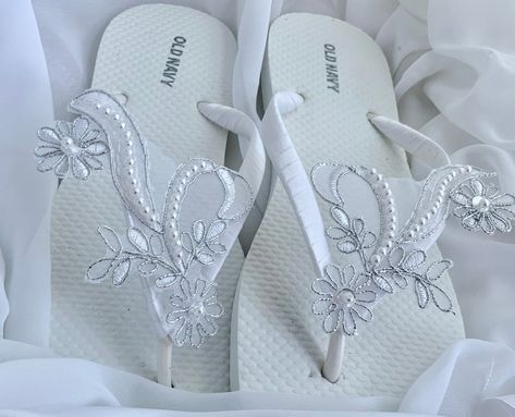 White Lace Flip Flop Bridal Sandals Lace Pearl Wedding - Etsy Australia Bride Sandals Wedding, Bridesmaid Flip Flops, Wedding Shoes Sneakers, Bride Sandals, Bridal Flip Flops, Wedding Shoes Sandals, Rhinestone Wedding Shoes, Beach Wedding Sandals, Wedding Flip Flops