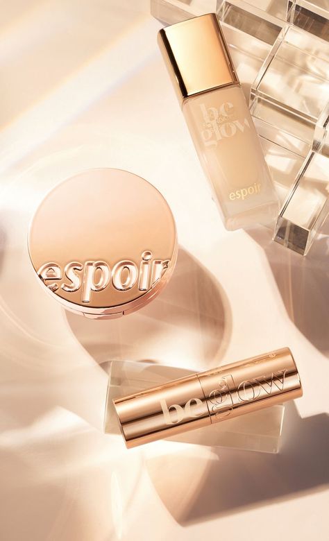 espoir's 𝑷𝒓𝒐 𝑻𝒂𝒊𝒍𝒐𝒓 𝑩𝒆 𝑮𝒍𝒐𝒘 line consisits of cushion & foundation to make sure you can get a flawless face makeup. Natural makeup starts with a perfect base makeup Espoir Cushion, Y2k Galaxy, Espoir Makeup, Face Makeup Natural, Perfect Base Makeup, Makeup Cushion, Cushion Makeup, Flawless Face Makeup, Base Makeup