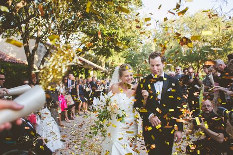 Ceremony Grand Exit with Metallic Confetti Wayfarers Chapel, Confetti Photos, Wedding Send Off, Wedding Exits, Wedding Sparklers, Wedding Reception Locations, Glitter Wedding, Wedding Confetti, Wedding Southern California