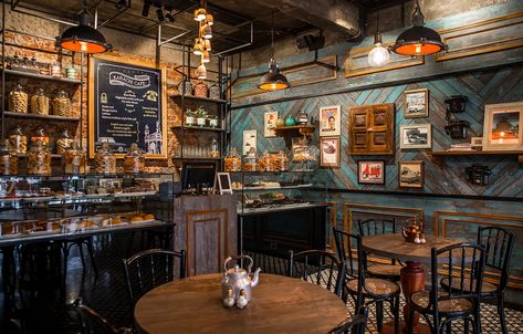 Vintage Interior Cafe, Cafe Ideas Design, Vintage Cafe Design, Coffee House Interiors, Vintage Coffee Shops, Cafe Japan, Starting A Restaurant, Rustic Cafe, Retro Cafe