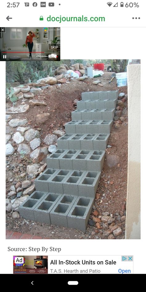 Cinder Block Stairs, Hillside Stairs, Backyard Steps, Steep Backyard, Backyard Improvements, Dog Friendly Backyard, Outside Steps, Landscape Stairs, Sloped Backyard Landscaping