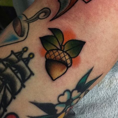 Tcb Tattoo, Traditional Tattoo Filler, Acorn Tattoo, Small Traditional Tattoo, Gap Filler Tattoo, Tattoo Sleeve Filler, Left Arm Tattoos, Traditional Tattoo Inspiration, Tattoo Filler