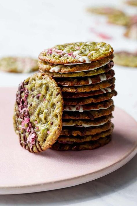 Pistachio Florentine Tart, Pistachio Rose Cookies, Salted Honey Pistachio Cookies, Rose Recipes Food, Vegan Pistachio Cookies, Florentines Cookies, Salami Cookies, Pistachio Sweets, Pistachio Financiers