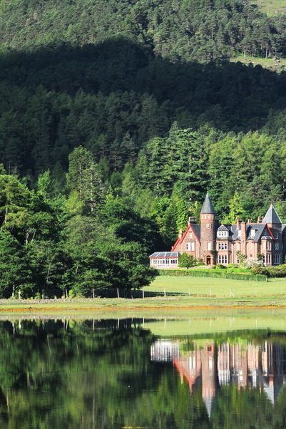 Check in to the most indulgent Scottish hotels, from the Highlands to beachside island getaways Scotland Hotels, North Coast 500, Stirling Castle, Country Hotel, Castle Hotel, Fort William, Highland Homes, Luxury Destinations, Scottish Islands