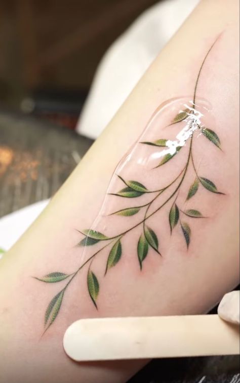 Ivy Around Wrist Tattoo, Vine Tattoos Color, Wrap Around Wrist Tattoos Color, Watercolor Vine Tattoo, Color Vine Tattoo, Small Green Tattoo, Green Tattoos For Women, Green Watercolor Tattoo, Green Vine Tattoo