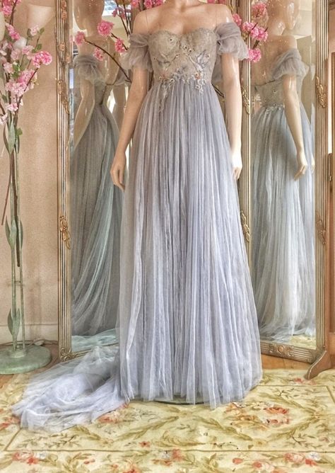 Fairy Tail Bridesmaid Dress, Wedding Dress Big Bust, Yule Ball Dress, Joanne Fleming, Big Wedding Dresses, Wedding Gown Inspiration, Beautiful Kittens, Yule Ball, Aesthetic Dress