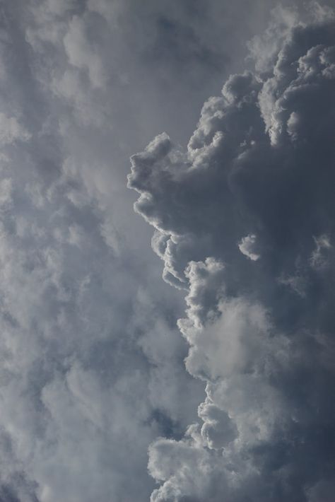 Angle Photography, Red Clouds, Background Cool, Novena Prayers, Edit Pictures, Cloud Photos, Free Cloud, Red Cloud, Moon Clouds