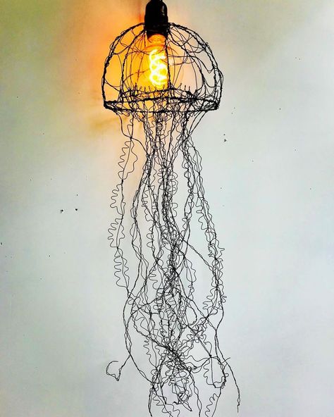 Jellyfish Wire Sculpture, Wire Jellyfish, Metal Jellyfish, Wire Sculpting, Jellyfish Jewelry, Jellyfish Light, Jellyfish Lamp, Fish Lamp, Jellyfish Print