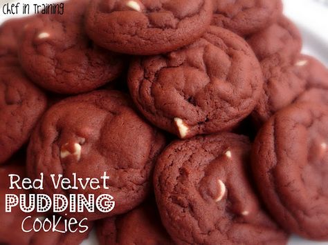 Red Velvet Pudding Cookies - Chef in Training Red Velvet Pudding, Chocolate Chip Pudding, Velvet Cookies, Red Velvet Cookies, Pudding Cookies, Semi Sweet Chocolate Chips, How Sweet Eats, Cookie Desserts, Sweets Treats