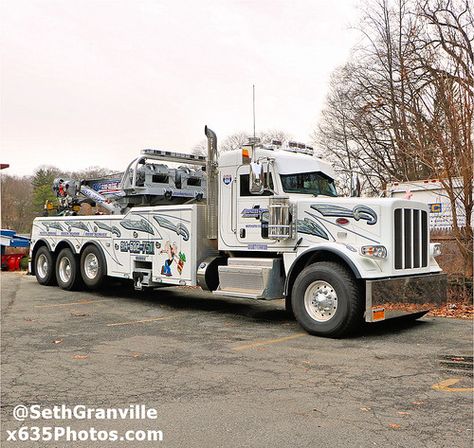 Empire State Towing & Recovery | 2007 Peterbilt 389/Century … | Flickr Heavy Wreckers, White Plains New York, Peterbilt 389, Towing And Recovery, Rescue Vehicles, Peterbilt Trucks, White Plains, Big Rig Trucks, Dump Trucks