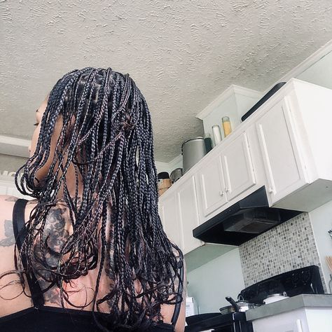 Mini braids natural hair Long Mini Braids, Mini Plaits Hairstyles, Mini Braids Short 4c Hair, Natural Hair Mini Braids, Mini Braids 4c Hair, Mini Braids With Marley Hair, Boho Mini Braids On Natural Hair, Mini Braids With Extensions, Mini Braids On Natural Hair With Beads