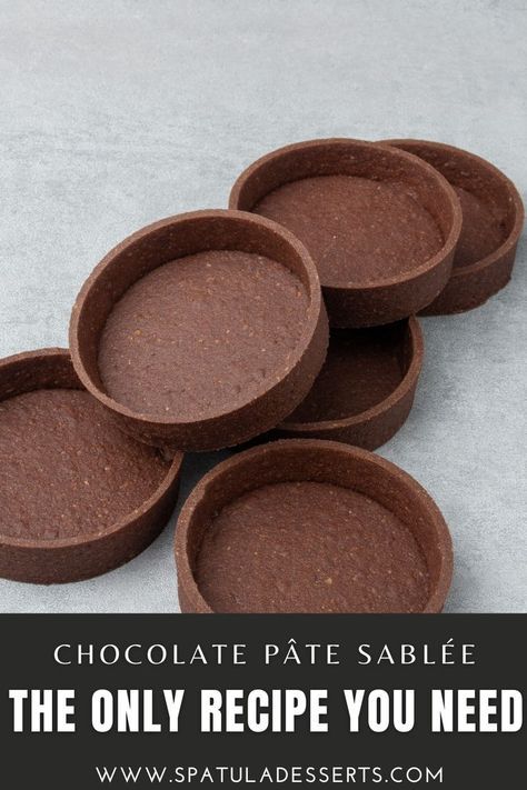 Chocolate Pate, Sable Cookie, Tart Crust Recipe, French Pastries Recipes, Baking Guide, Mini Tart Recipes, Chocolate Tarts Recipe, Tart Crust, French Tart