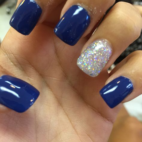 royal blue acrylic nails with silver Rounded Acrylic Nails, Blue And Silver Nails, Royal Blue Nails, White Coffin Nails, Nails Dark, Blue Acrylic Nails, Winter Nails Acrylic, Almond Nails Designs, Blue Nail Designs