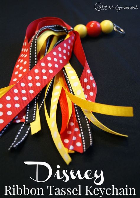 Diy Cheer Zipper Pulls How To Make, Wristlet Keychain Display Ideas, Keychain Tutorial Ideas, How To Seal Ribbon Ends, Ribbon Zipper Pull Diy, Things To Make With Ribbon, Organize Ribbon, Disney Stocking Stuffers, Tassen Hanger