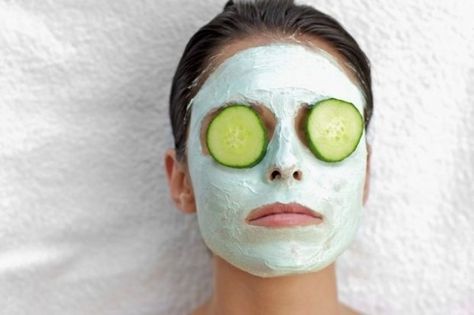 Wow Your Mom With These Special Mother's Day Ideas |   #TapSnap #TapSnapShare #Photobooth #Eventplanning #celebrityphotobooth #CorporateEvent #Springparty #PartyIdeas #mothersday #mothersdayideas Yogurt Face Mask, Cucumber Mask, Cucumber Face Mask, Cucumber On Eyes, Cucumber For Face, Mask For Oily Skin, Acne Mask, Glowing Skin Mask, Homemade Facials