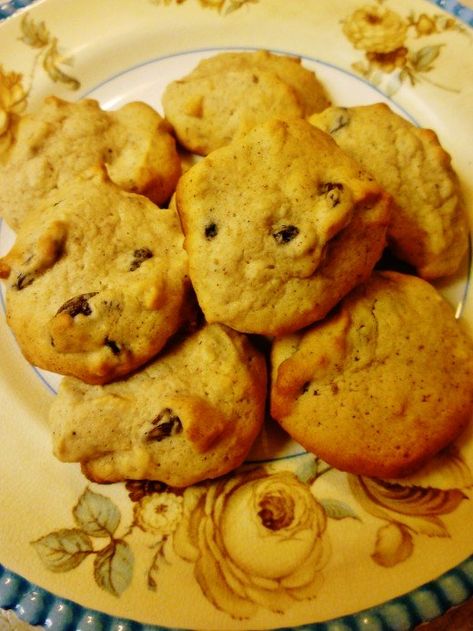 Fat Free Cookies, Applesauce Cookies Recipes, Recipe Using Applesauce, Oatmeal Applesauce Cookies, Applesauce Cookies, Peanut Brittle Recipe, Brittle Recipes, Apple Recipes Easy, Handwritten Recipes