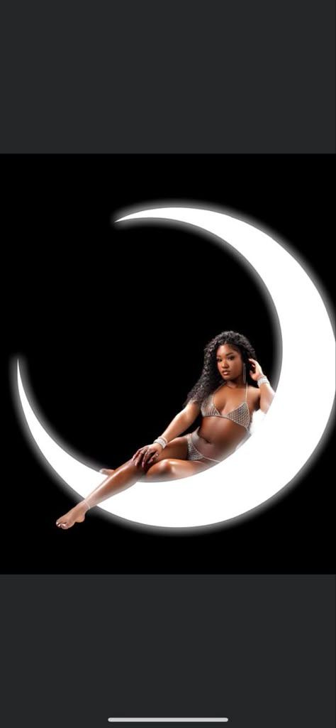 Aries Zodiac Photoshoot Ideas, Cancerian Photoshoot, Moon Themed Photoshoot, Birthday Photoshoot Ideas Aries, Star Photoshoot Ideas, Moon Photoshoot Ideas, Aries Birthday Photoshoot Ideas, Aries Szn Photoshoot, Aries Birthday Photoshoot