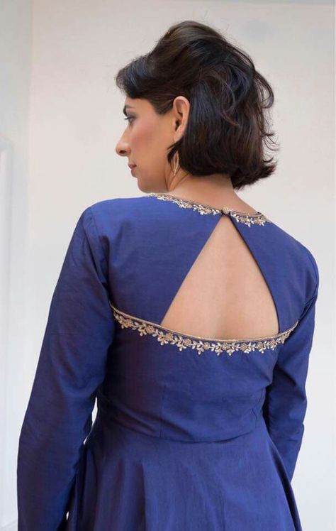 Back Neckline Designs Kurti, Neck Detailing For Kurtas, Different Kurti Patterns, Back Neck Patterns For Kurtis, Back Neck For Kurti, Neck Back Designs For Kurtis, Anarkali Neck Designs Neckline, Kurta Back Designs, Kurta Back Neck Designs