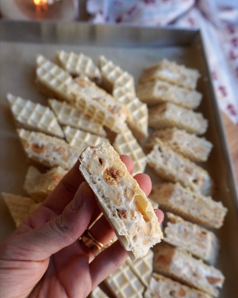 Torrone Morbido (Soft Nougat) Soft Nougat Recipe, Homemade Nougat, Torrone Recipe, Nougat Recipe, Eat Sign, Candy Man, Italian Dessert, Homemade Sweets, Candy Recipes Homemade