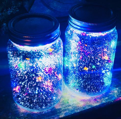 Galaxy Mason Jar, Silver Mason Jars, Battery Powered Fairy Lights, Mason Jar Light, Colored Mason Jars, Jar Lanterns, Vintage Jars, Mason Jar Lids, Kids Table