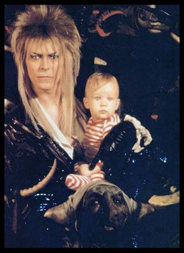 Sweet costume Labyrinth Jareth, Jim Henson Labyrinth, David Bowie Labyrinth, Magic Dance, 80's Movies, Bowie Labyrinth, Labyrinth 1986, Labyrinth Movie, Kids Movies