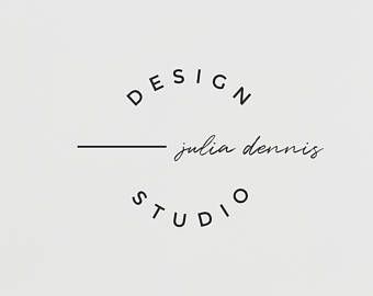 Are you looking for a Minimalist logo design? Look no further!Why nowadays we see mostly Minimal logos for successful brands like Instagram, Twitter & many more? Because it’s an Era of the clean and minimal theme. Four Letter Logo, Text Logo Design Ideas, Font Mixing, Grafik Design Logo, Simple Logo Inspiration, Minimalist Logo Ideas, Modern Photography Logo, Logo Design Ideas Graphics, Simplistic Logo