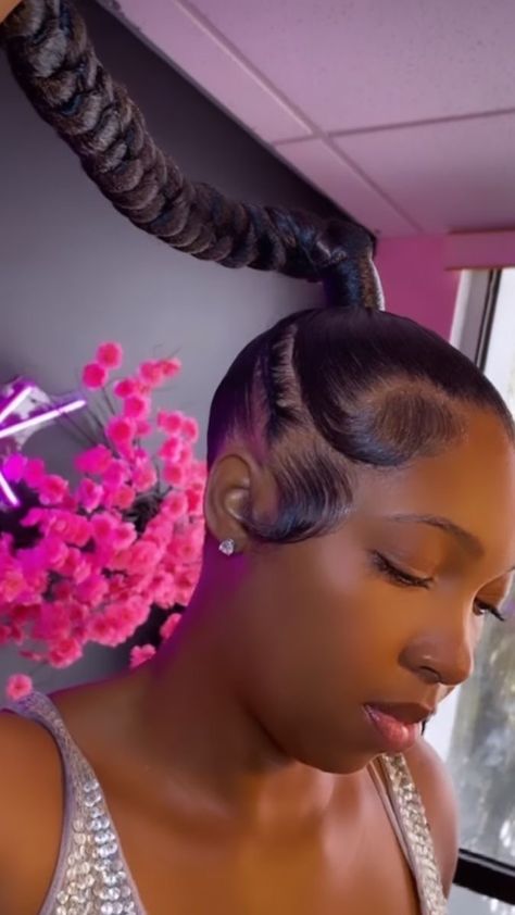 Rubber Band Design Ponytail, Middle Part Hairstyles For Black Women Ponytail, Two Braids Quickweave, Blue And Black Outfit Ideas, Hair Asethic, Braid Ponytail For Black Women, Sleek Ponytail Black Women, Braided Ponytail Hairstyles Black Women, Sleek Braided Ponytail