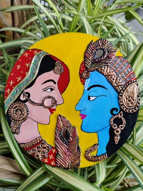 ❤️Radha-Krishna Lippan Art❤️ Radha Krishna Aari Work, Radha Krishna Lippan Art, Krishna Lippan Art, Lippon Art, Math Design, Painting Images, Desi Aesthetics, Lippan Art, Art And Craft Videos