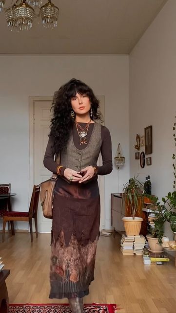 New Age Aesthetic Outfit, Whimsical Academia Outfits, Autumn Whimsigoth Outfits, Fall Hippy Outfits, Earthy Toned Outfits, Earthy Witch Outfits, Whimsy Goth Clothes, Whimsigoth Office Outfit, Maximalism Fashion Aesthetic