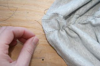 P A J A M A M A M A || A DIY & Homeschool Blog: Ruched Bottom T-shirt: Another How-To Diy Homeschool, Baggy T-shirt, Leaf Art, The Agency, A J, Long Blouse, Maternity Clothes, Easy Sewing, A A