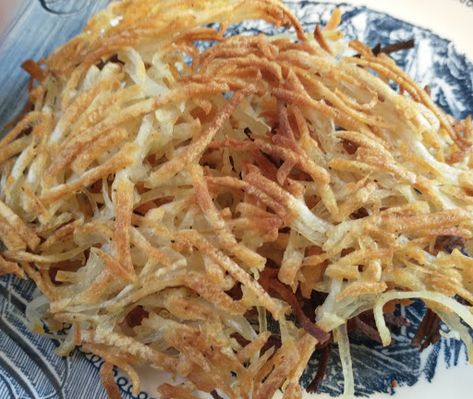 Oven Crispy Hashbrowns Hashbrowns In The Oven, Oven Baked Hash Browns, Oven Hashbrowns, Shredded Hashbrown Recipes, Baked Hashbrowns, Frozen Hashbrowns, Ham Glaze Recipe, Shredded Hash Browns, Crispy Hashbrowns