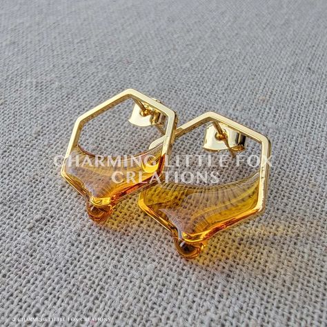 Gold Dripping Honeycomb Earrings HGE1 Hypoallergenic - Etsy New Zealand Dripping Honeycomb, Honey Jewelry, Asymmetrical Necklace, Bee Jewelry, Hypoallergenic Earrings, Single Earring, Pretty Jewellery, Cute Jewelry, Honeycomb