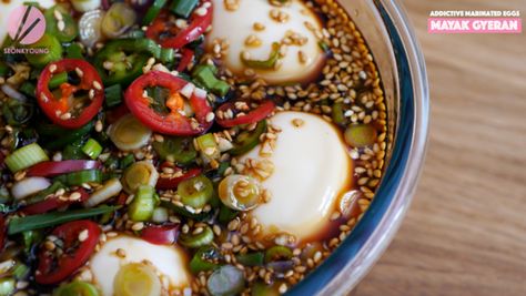 Eggs Marinated, Korean Marinated Eggs, Mayak Eggs, Banchan Recipe, Spicy Miso Ramen Recipe, Doenjang Recipe, Marinated Eggs, Chow Fun Recipe, Riblets Recipe