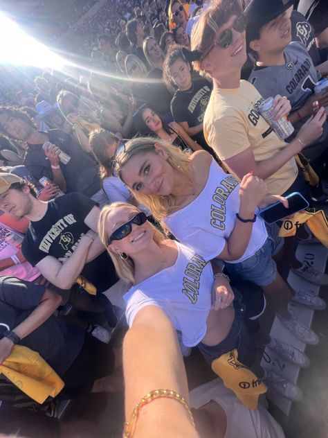 Boulder Colorado College, Cu Boulder Game Day Outfits, Sko Buffs, Boulder University, College Goals, Gameday Fits, Cu Boulder, College Gameday Outfits, Colorado College