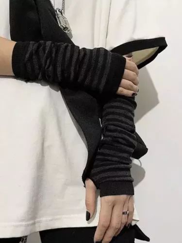 Striped Gloves, Long Fingerless Gloves, Estilo Harajuku, 일본 패션, Black Punks, Kawaii Cosplay, Fingerless Gloves Knitted, Style Japonais, Fame Dr