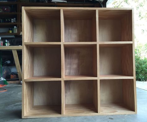 Diy Cubby Storage, Cube Shelves Diy, Cubby Hole Shelves, Cubby Diy, Cubby Hole Storage, Diy Cubby, Diy Cubbies, Storage Bins Diy, Diy Cube Storage